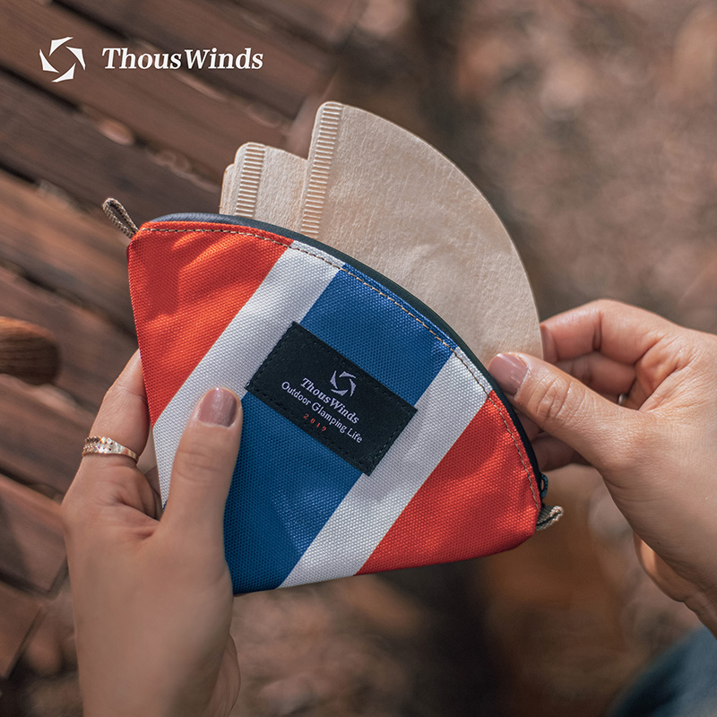 Thous Winds التخييم المحمولة ا - مراجعة Camping Cooking Utensil Organizer وسعره